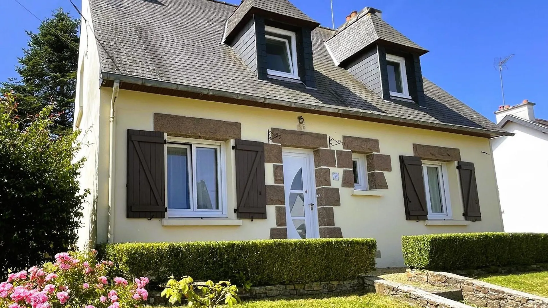 Ar Penter - Jolie Maison Bretonne Перро-Гирк